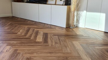 Herringbone Smooth Oak High Noon 6