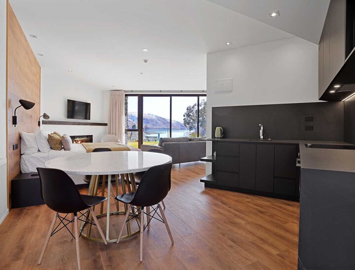 Euro Deluxe, Sunset Oak (2)